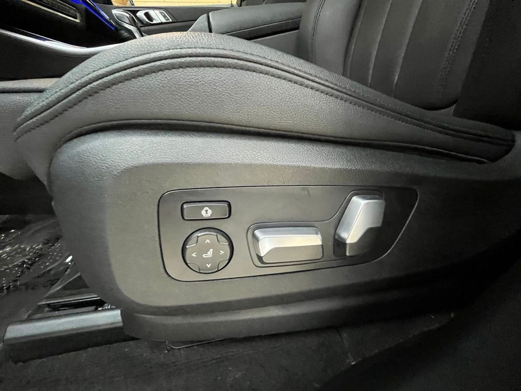 2020 BMW X5 40i - Photo 62