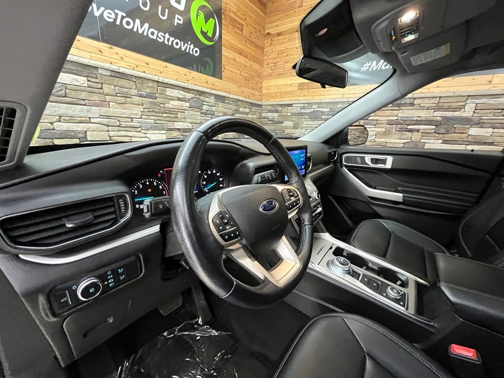 2021 Ford Explorer XLT - Photo 25