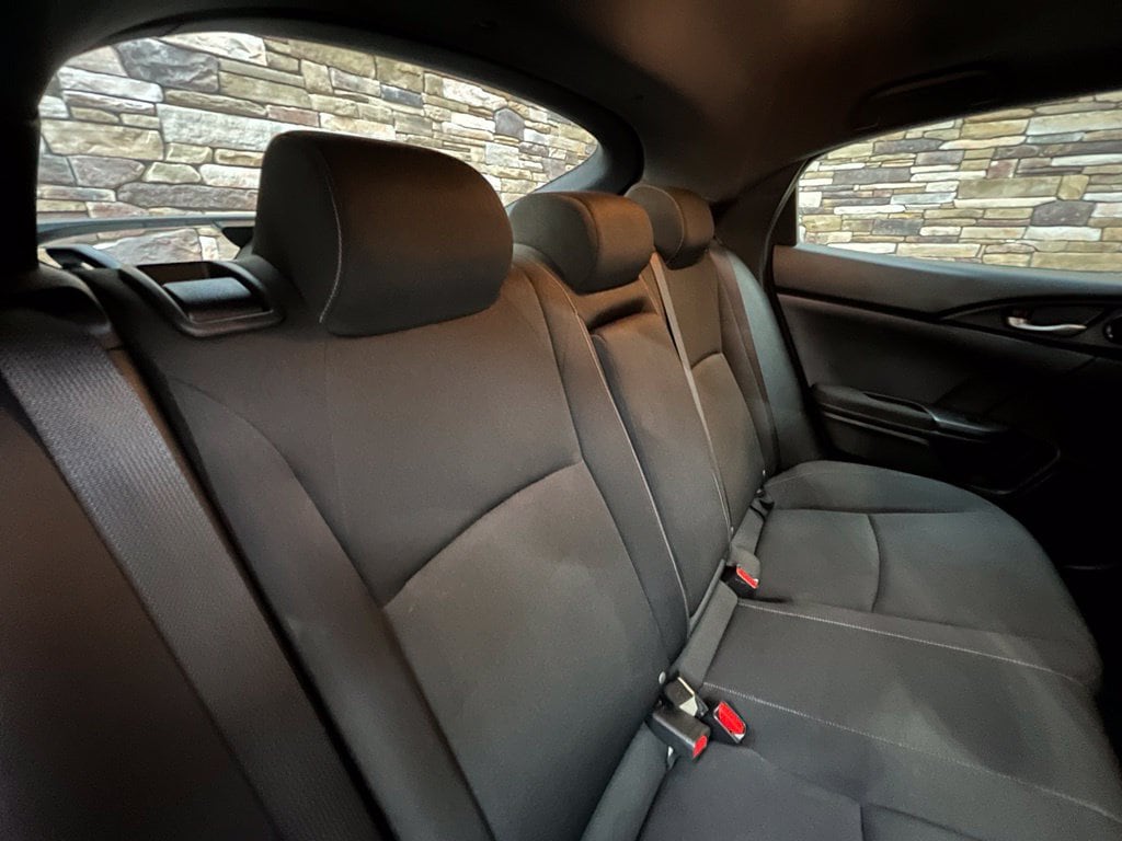 2019 Honda Civic Hatchback EX - Photo 37
