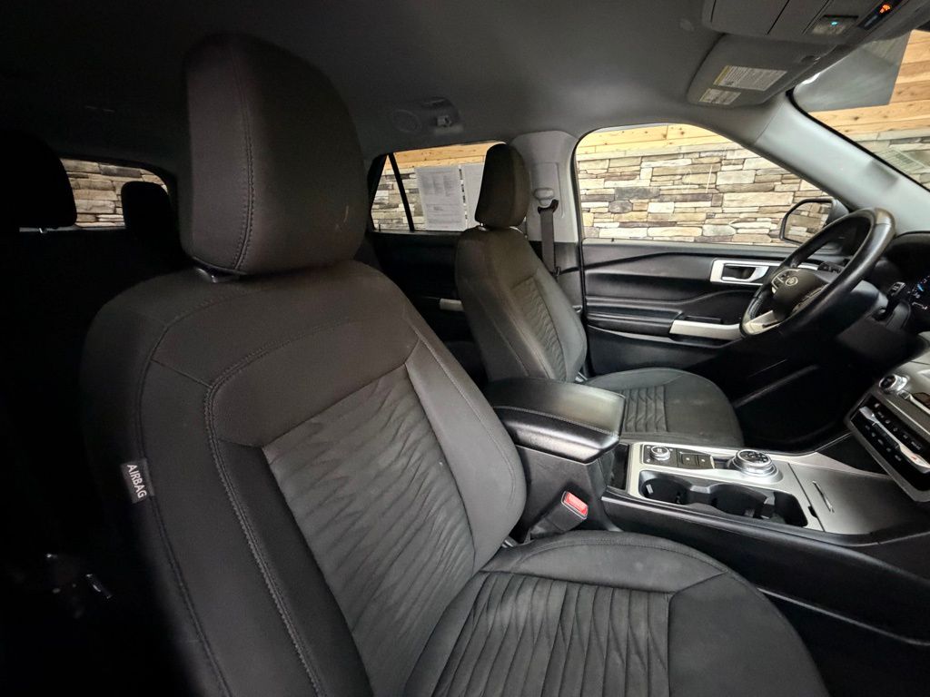 2021 Ford Explorer XLT - Photo 16