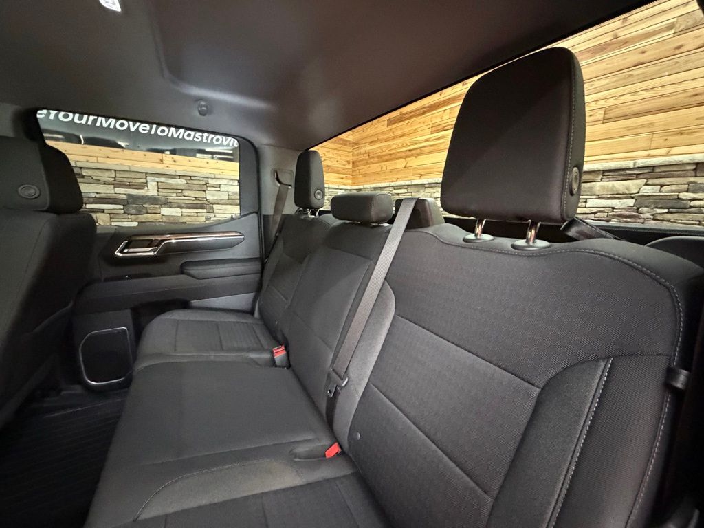 2023 Chevrolet Silverado 1500 LT - Photo 29