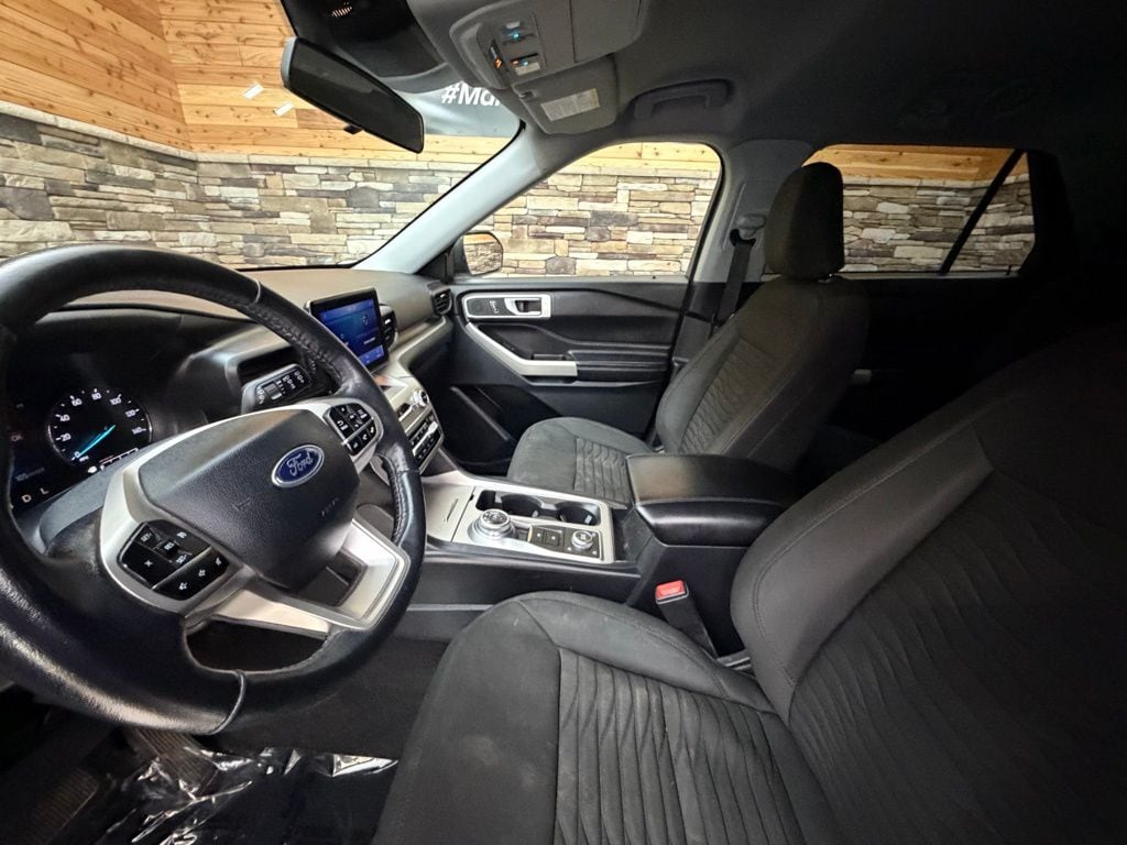 2021 Ford Explorer XLT - Photo 12