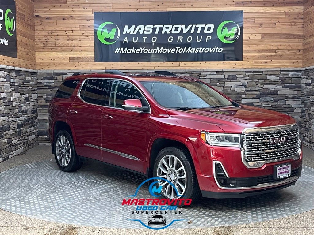 2023 GMC Acadia Denali
