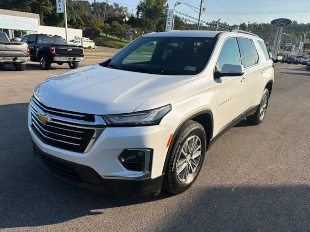 Used 2023 Chevrolet Traverse LT Cloth w/1LT SUV