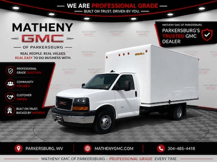 2025 GMC Savana Cutaway 3500 1WT Cutaway Van