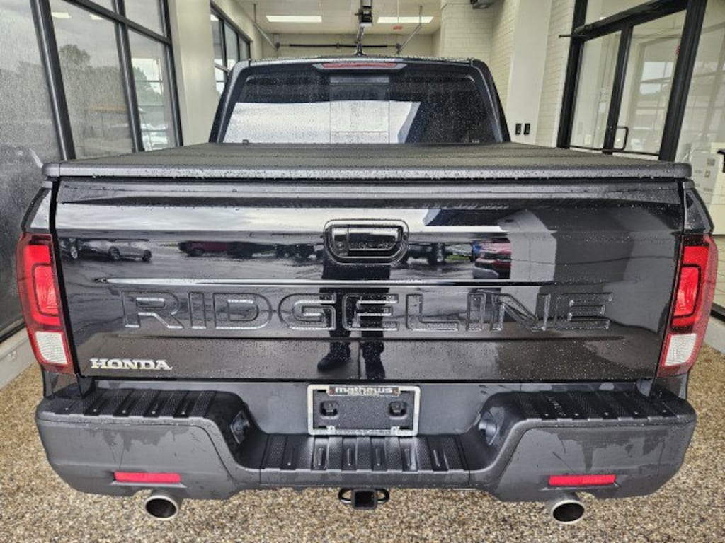 Used 2025 Honda Ridgeline RTL Truck Crew Cab