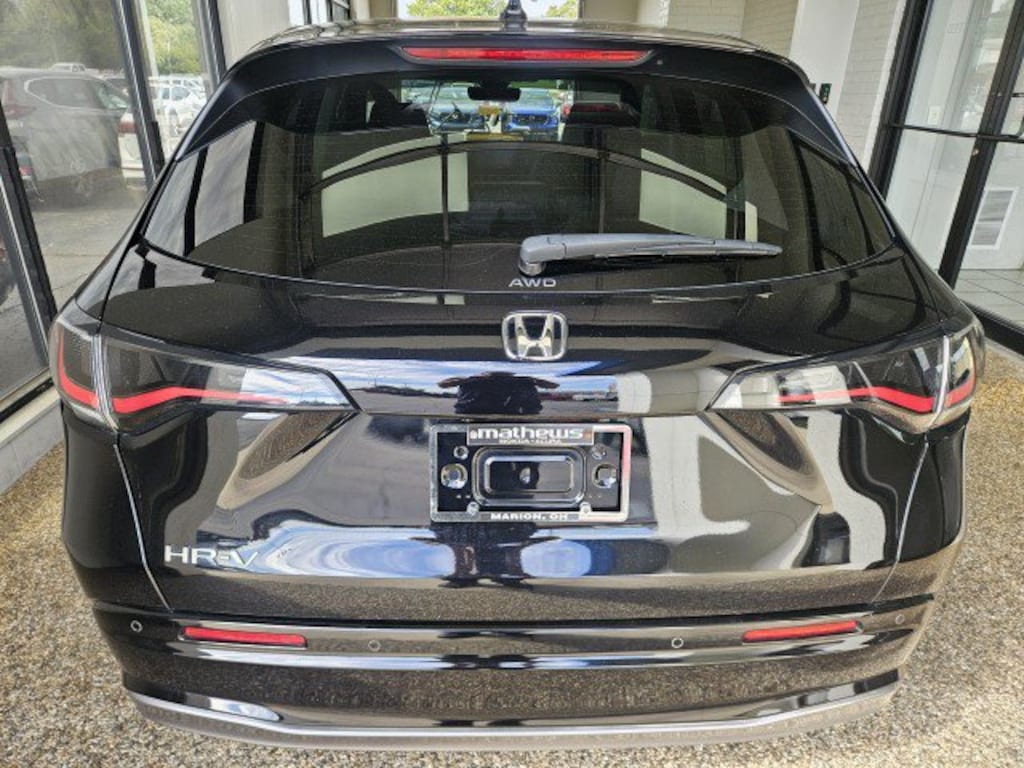 Used 2025 Honda HR-V EX-L SUV