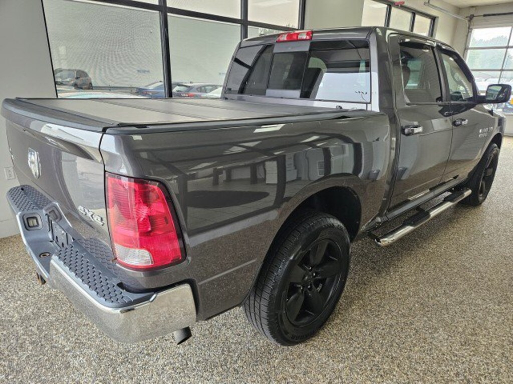 Used 2015 Ram 1500 SLT Truck Crew Cab