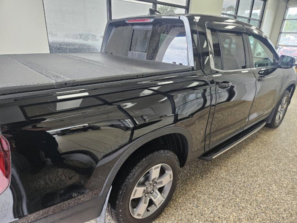 Used 2025 Honda Ridgeline RTL Truck Crew Cab