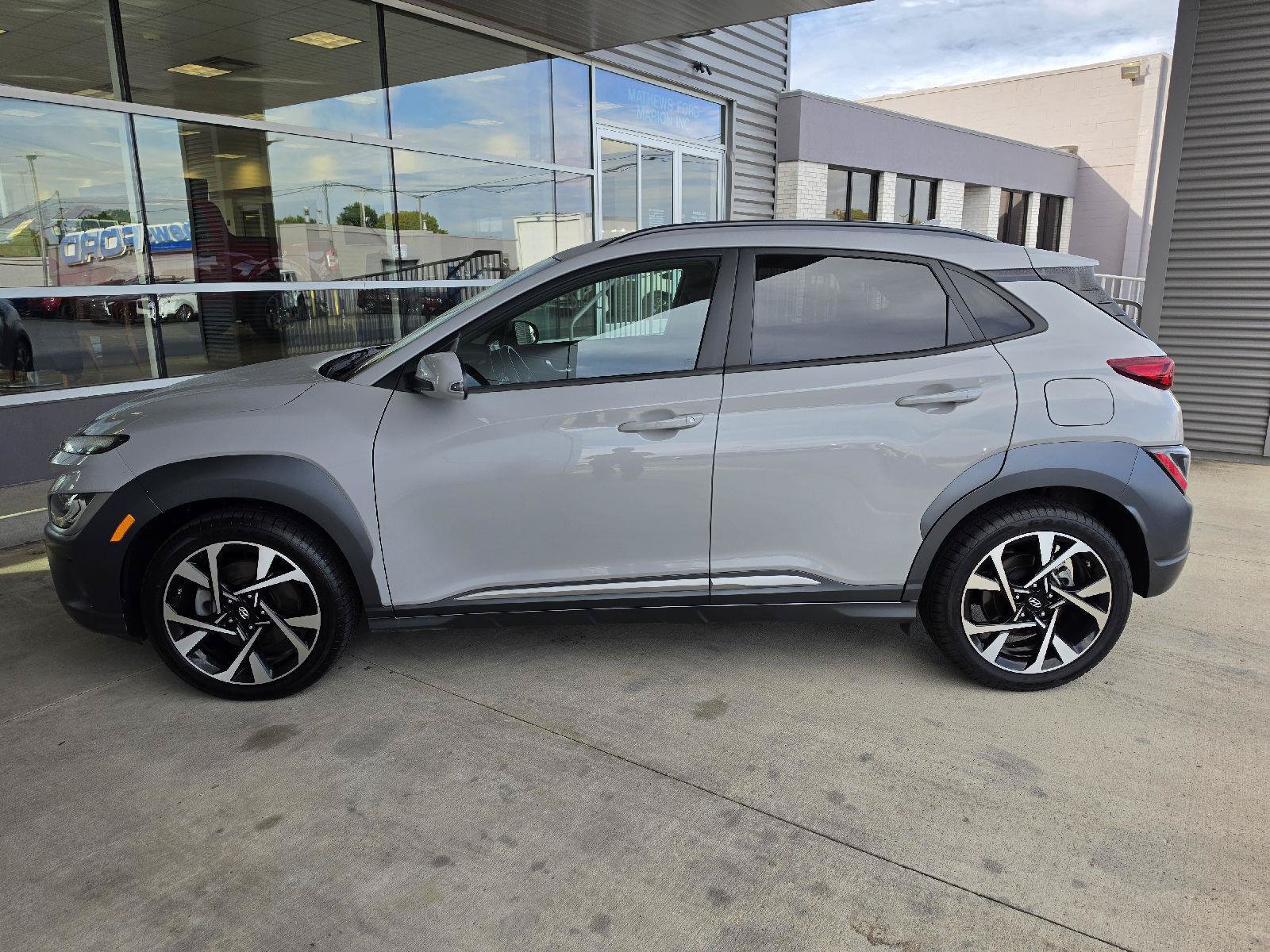 Used 2022 Hyundai Kona Limited SUV