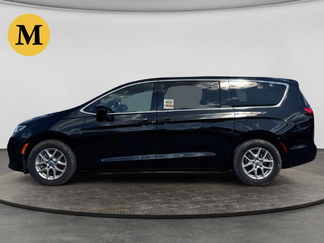 Used 2025 Chrysler Pacifica Select Minivan/Van