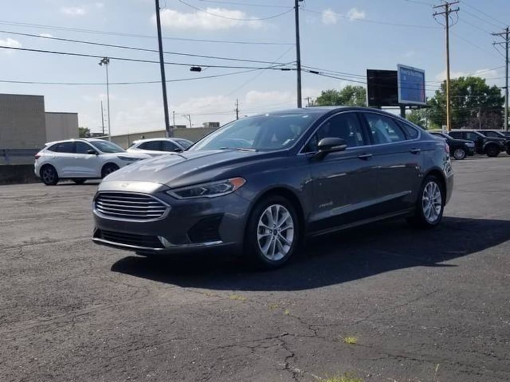 Used 2019 Ford Fusion Hybrid SEL Sedan