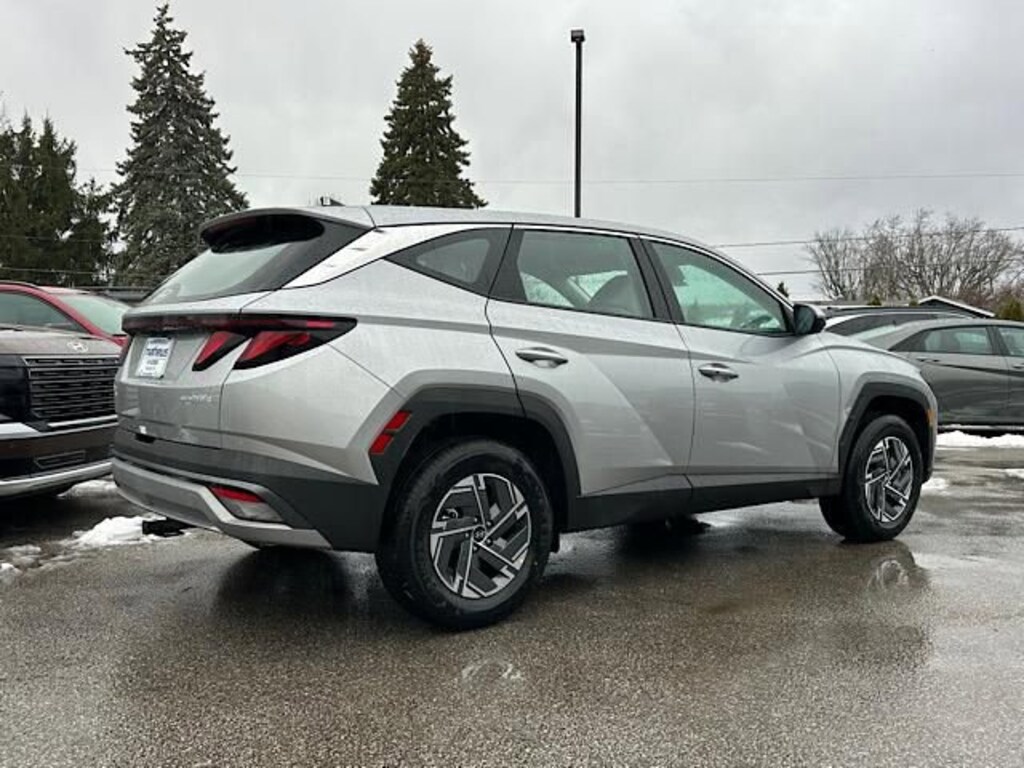 Used 2026 Hyundai Tucson Hybrid Blue SE SUV