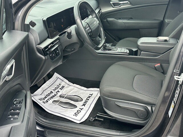 2026 Kia Sportage LX - Photo 18