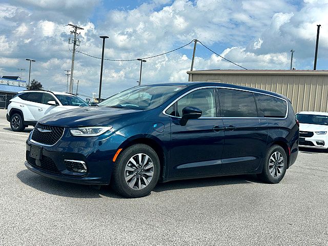  Chrysler Pacifica Hybrid