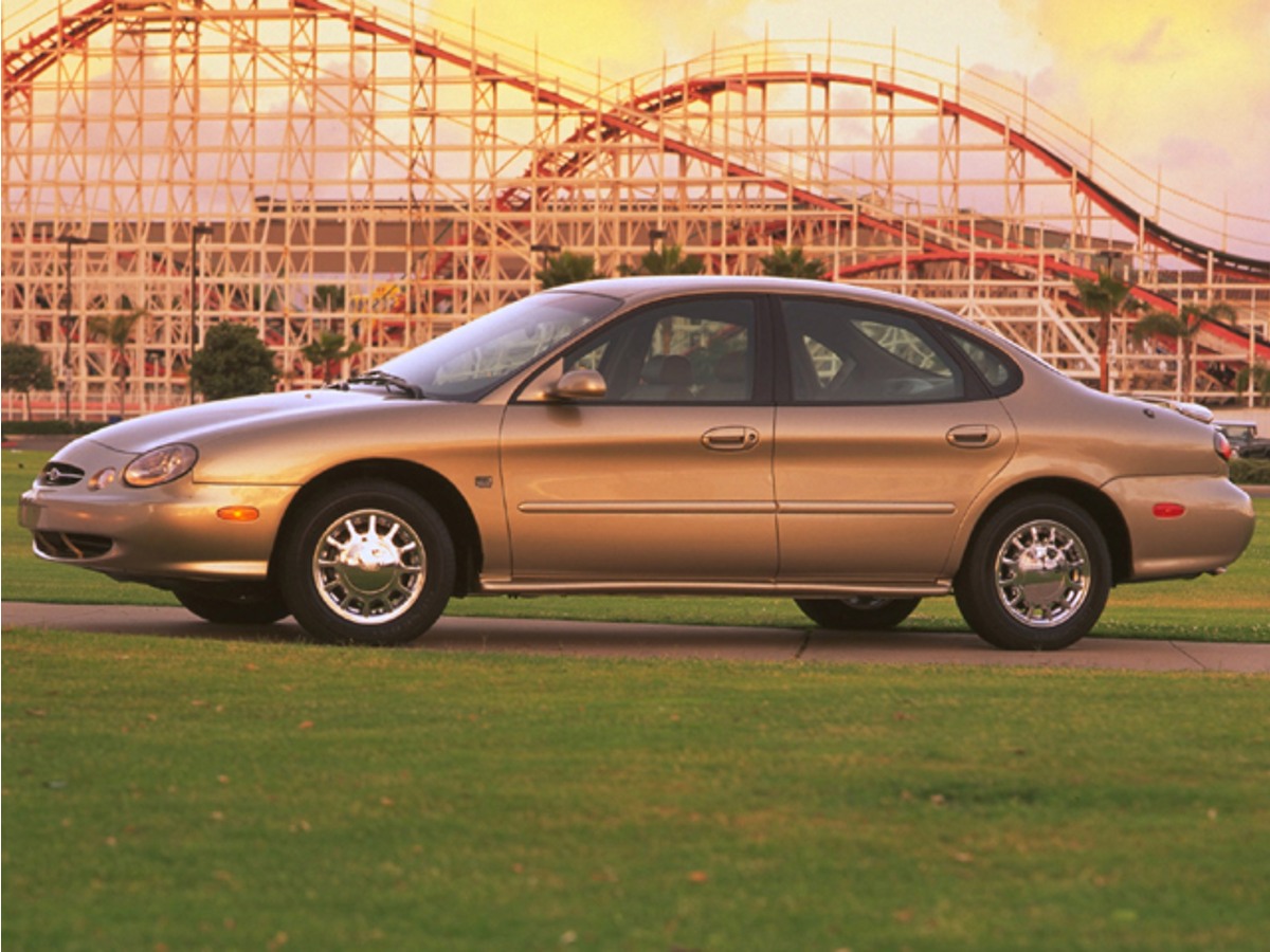  Ford Taurus