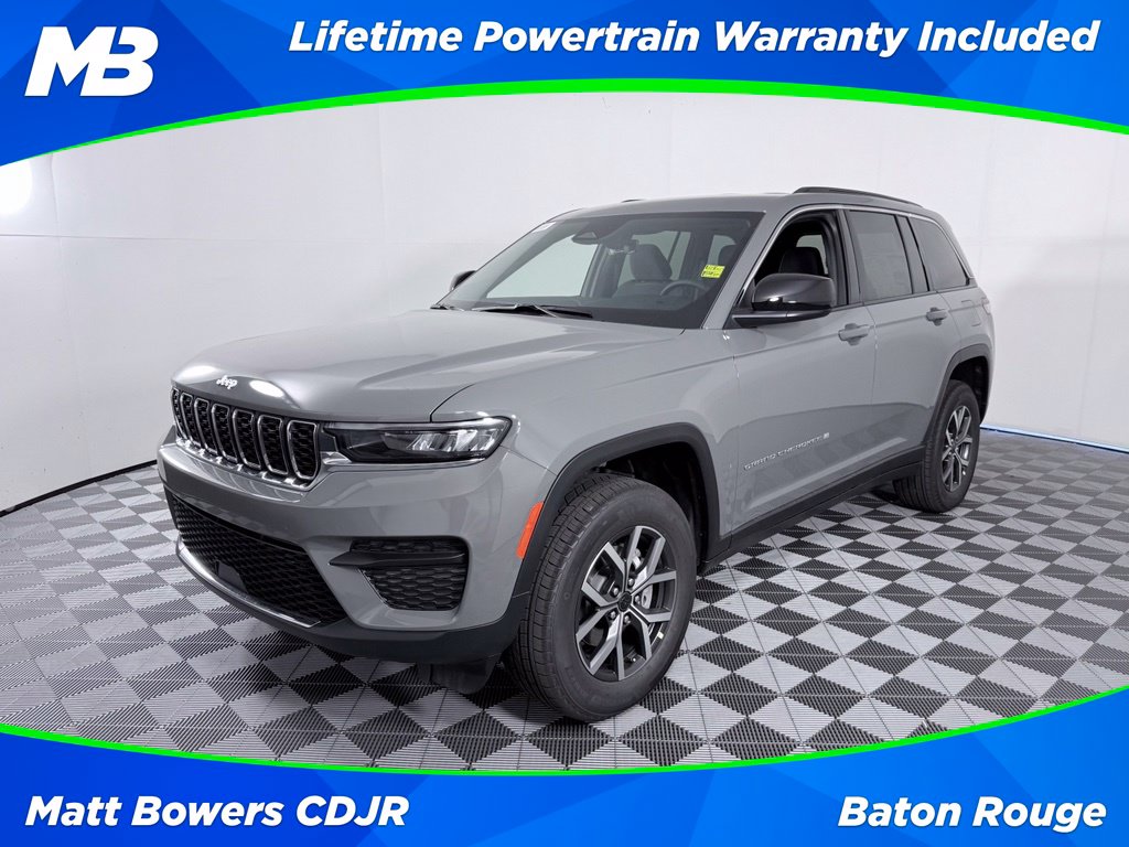 2027 Jeep Grand Cherokee Laredo