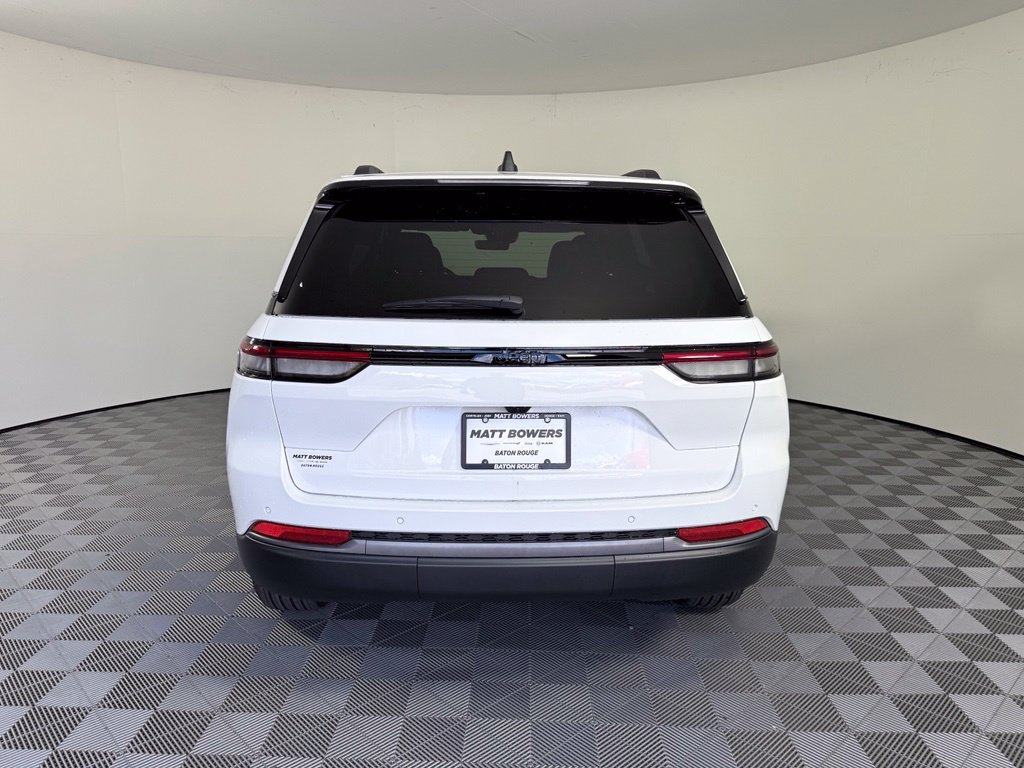 New 2027 Jeep Grand Cherokee LAREDO ALTITUDE 4X2 Sport Utility