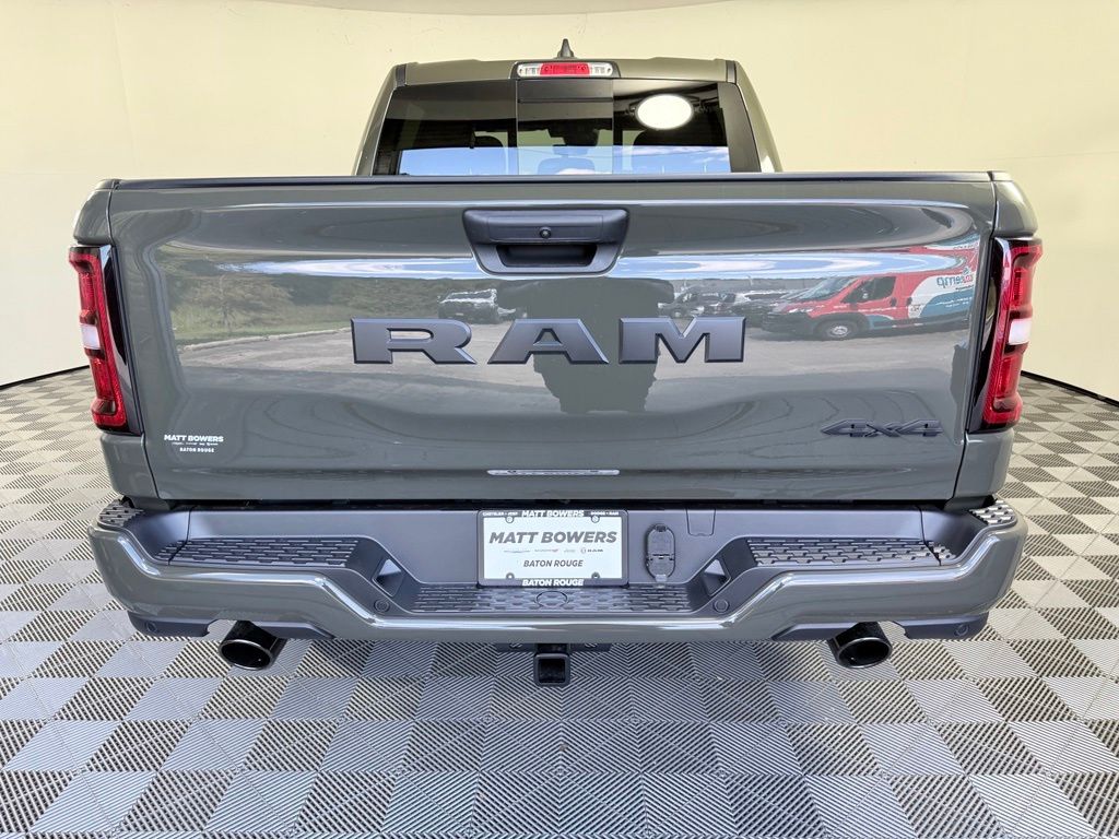 New 2027 Ram 1500 EXPRESS CREW CAB 4X4 5'7 BOX Pickup