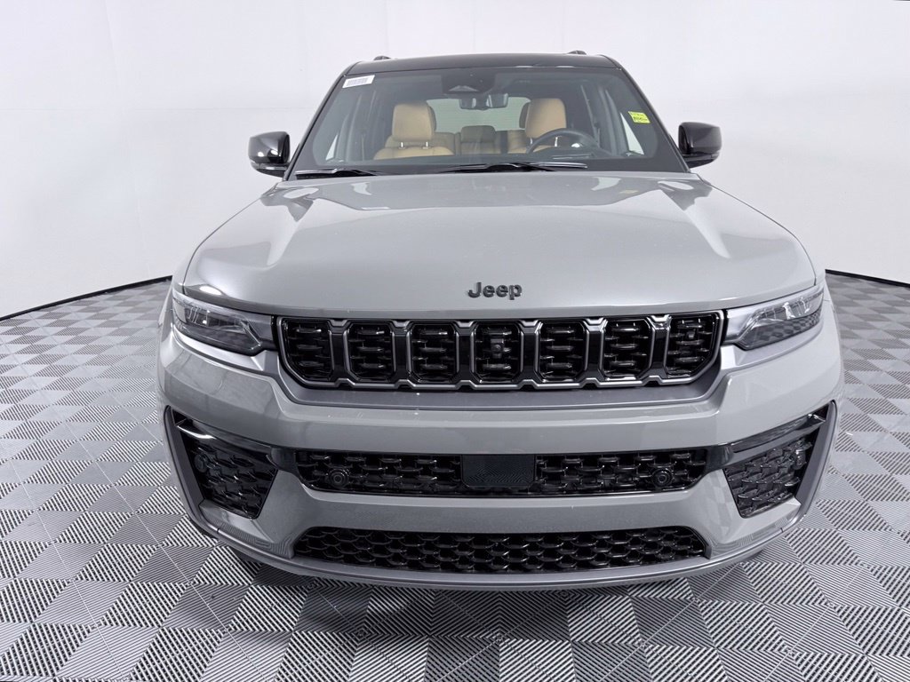 New 2027 Jeep Grand Cherokee SUMMIT 4X4 Sport Utility