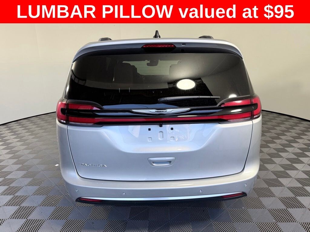 New 2026 Chrysler Pacifica PINNACLE Passenger Van
