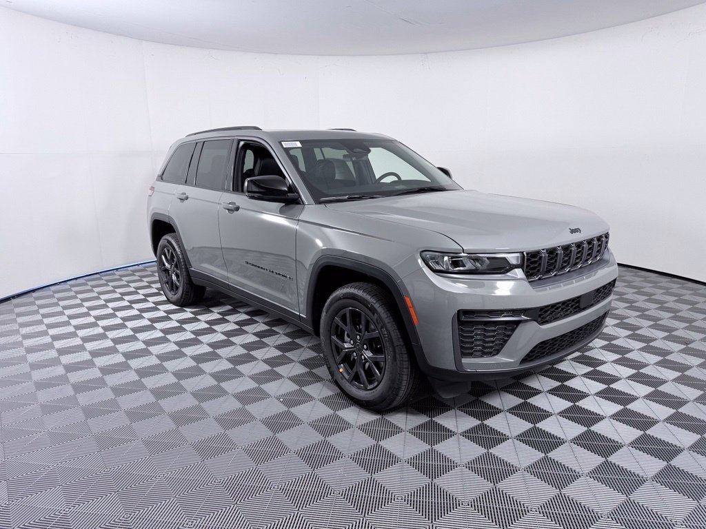 New 2027 Jeep Grand Cherokee LAREDO ALTITUDE 4X2 Sport Utility