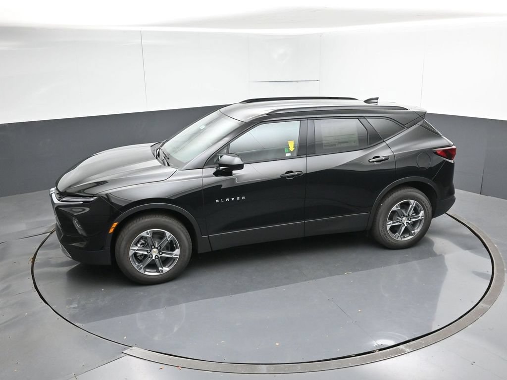 2026 Chevrolet Blazer 2LT - Photo 18