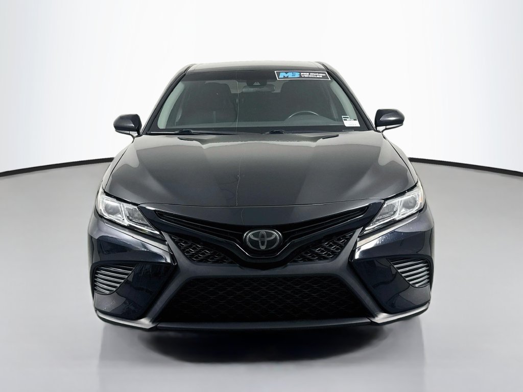 Used 2020 Toyota Camry SE with VIN 4T1G11AK2LU931657 for sale in Gulfport, MS