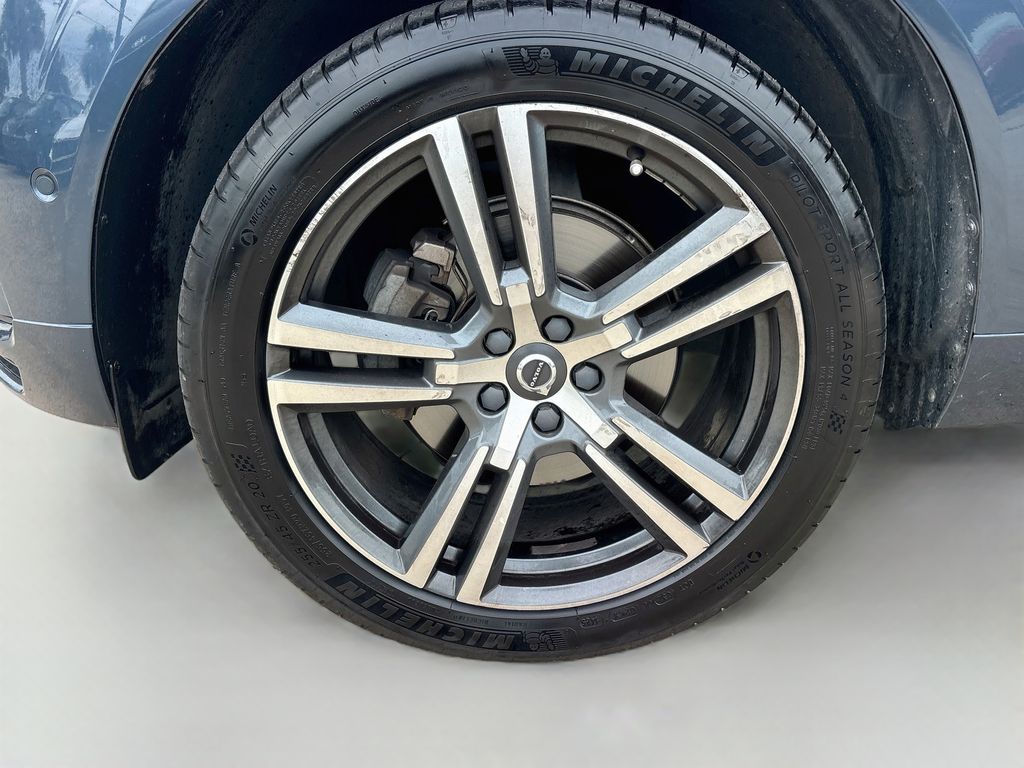 2018 Volvo XC60 Momentum - Photo 33
