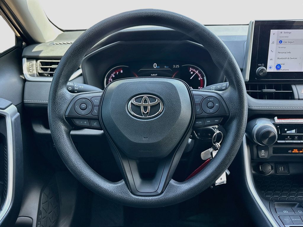 2025 Toyota RAV4 LE - Photo 11