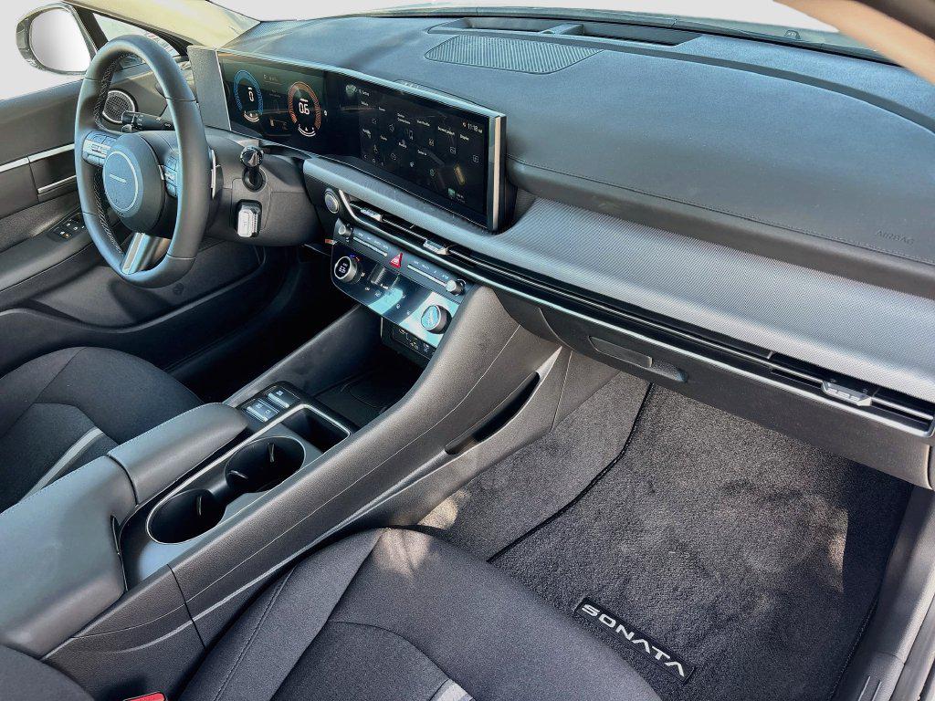 2026 Hyundai Sonata SEL - Photo 28