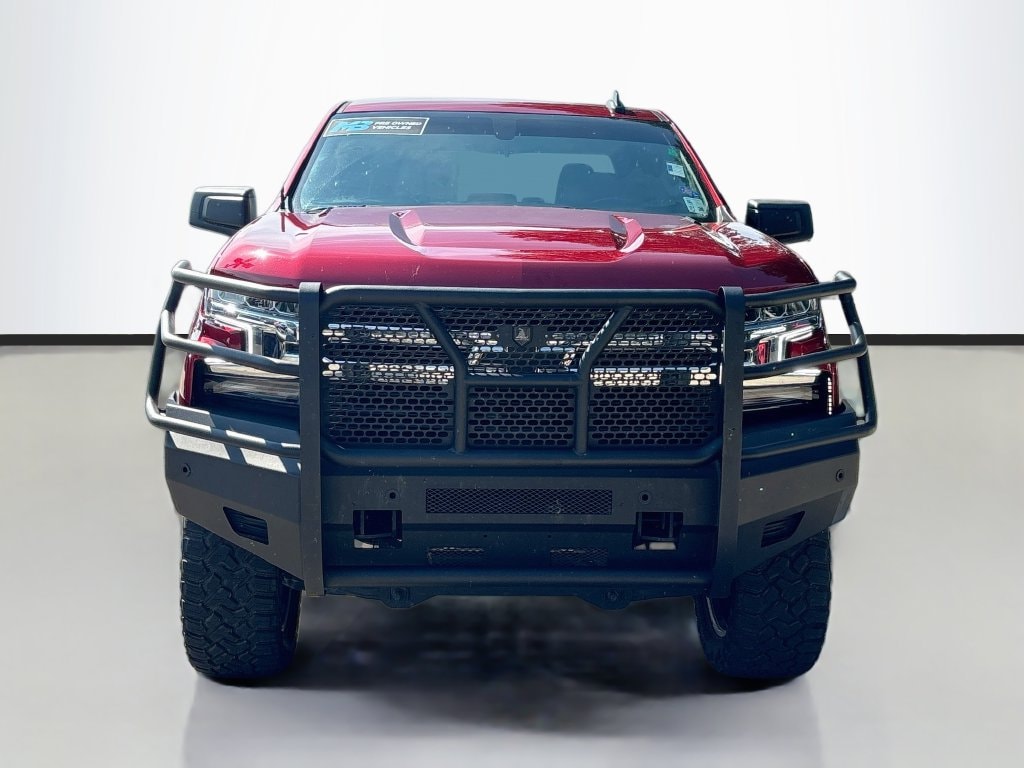 2021 Chevrolet Silverado 1500 LT - Photo 2