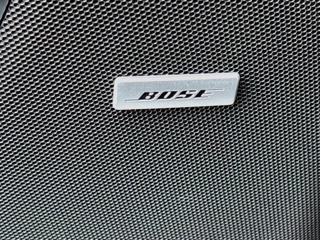 2024 GMC Yukon XL SLT - Photo 18