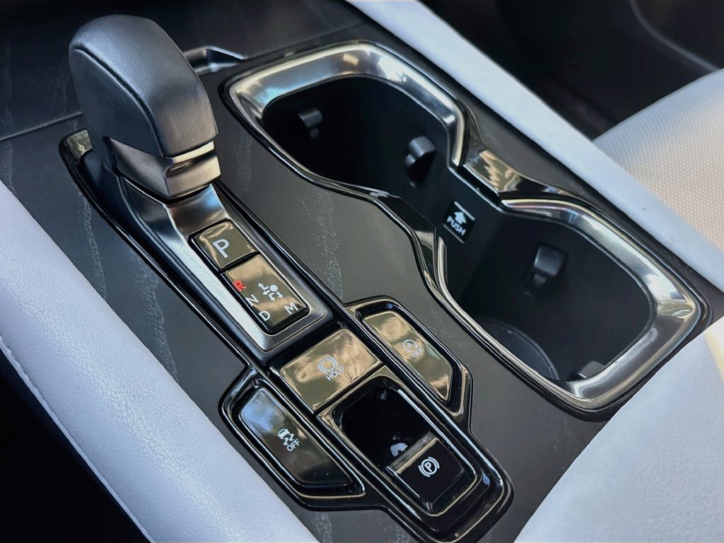 2025 Lexus RX 350 - Photo 16