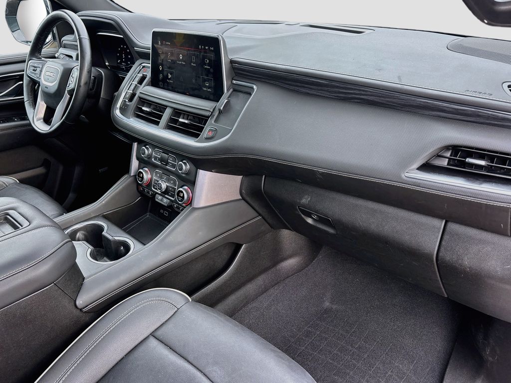 2024 GMC Yukon XL SLT - Photo 31
