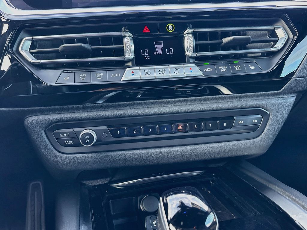 2025 BMW Z4 30i - Photo 15