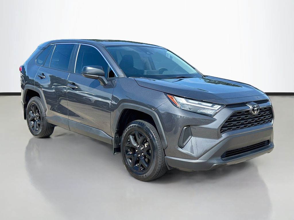 2025 Toyota RAV4 LE - Photo 3