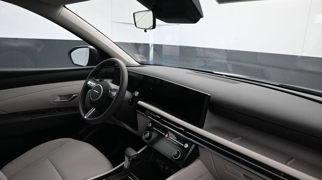 2026 Hyundai Tucson SEL - Photo 13