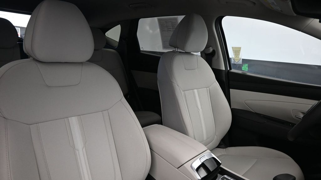 2026 Hyundai Tucson SEL - Photo 12