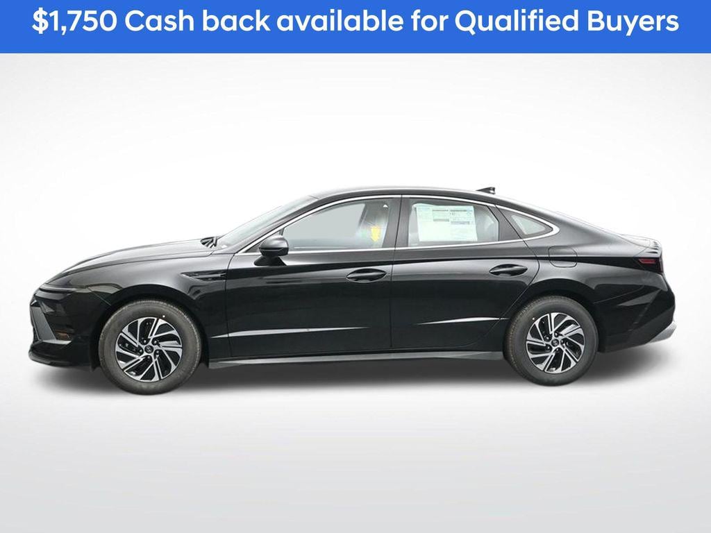 New 2026 Hyundai Sonata Hybrid Blue Sedan