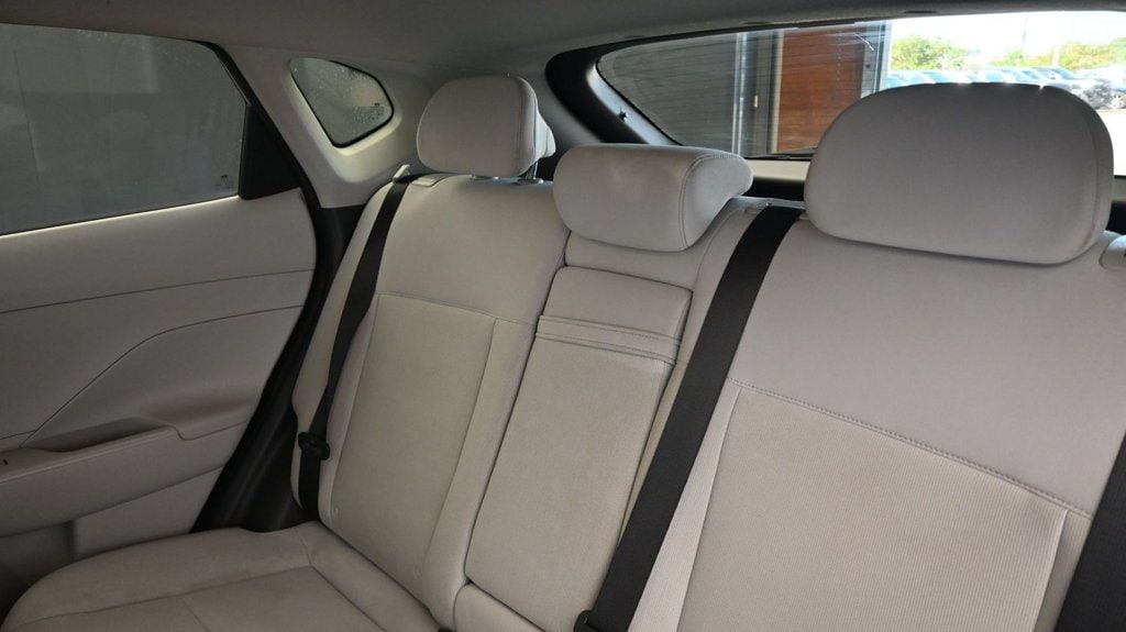 2024 Hyundai Kona SEL - Photo 20