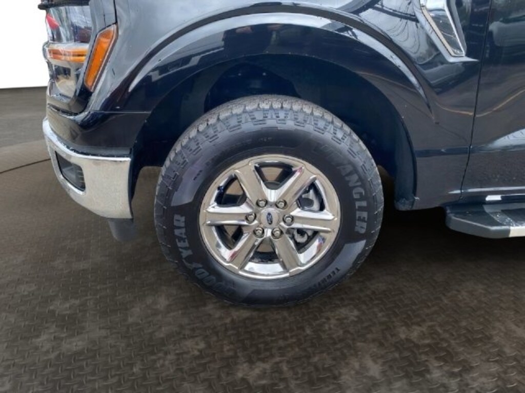 Used 2025 Ford F-150 XLT Truck SuperCrew Cab