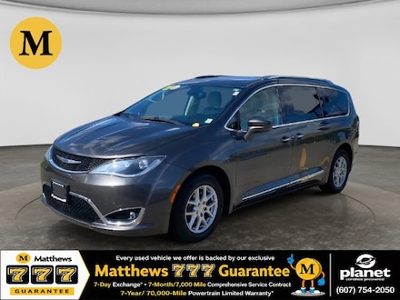 2020 Chrysler Pacifica Touring L Van Passenger Van