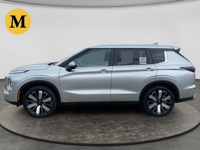 Used 2025 Mitsubishi Outlander SE SUV