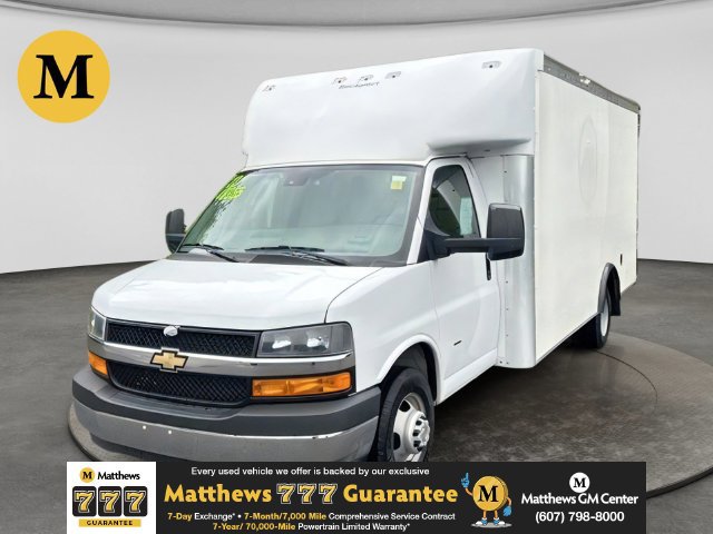 2022 Chevrolet Express Cutaway
