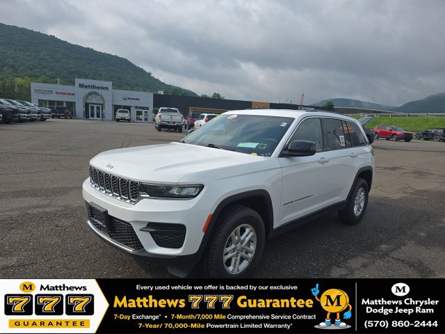2023 Jeep Grand Cherokee Laredo SUV