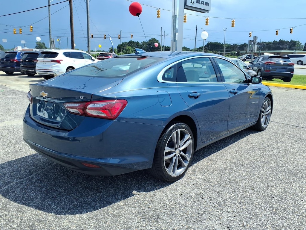 Used 2024 Chevrolet Malibu 2LT Sedan