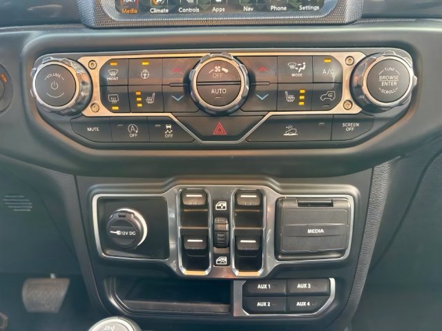 2023 Jeep Wrangler 4-Door Sahara Altitude - Photo 22