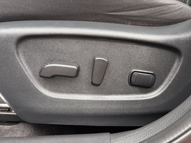 2018 Nissan Rogue SV - Photo 27