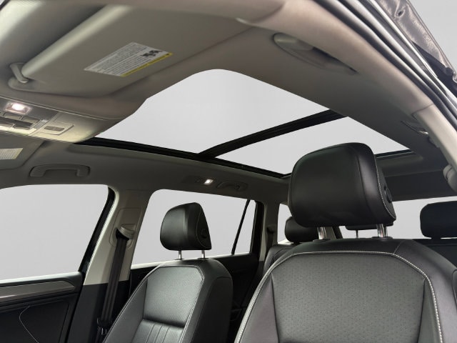 2022 Volkswagen Tiguan SE - Photo 20